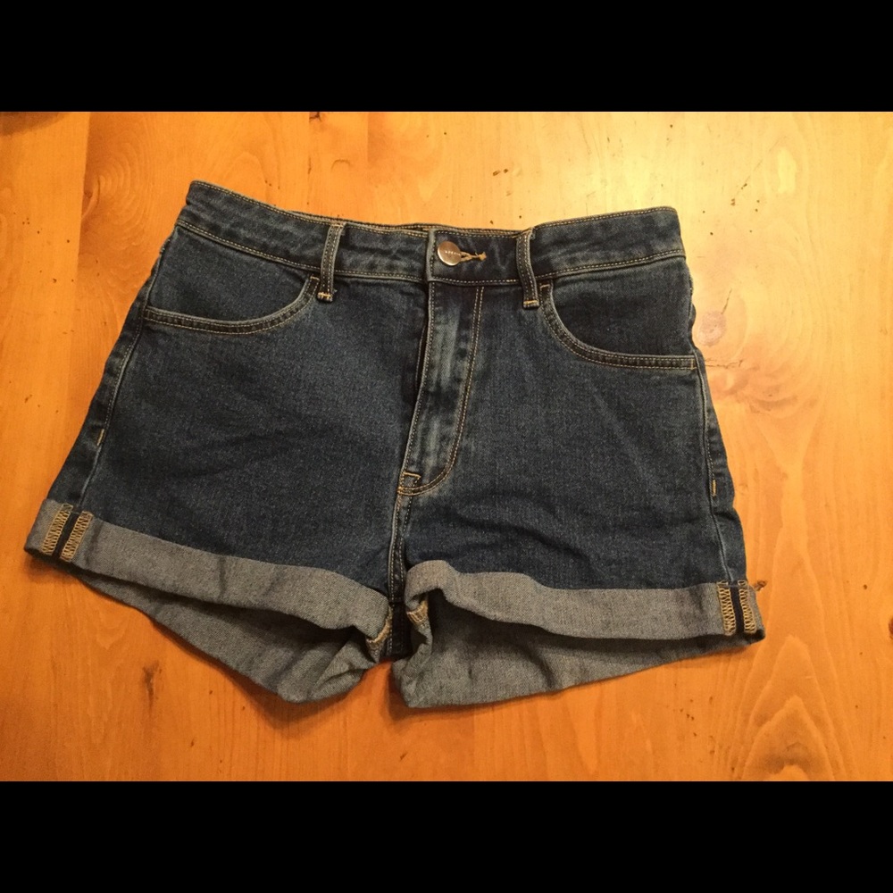 H & M denim shorts